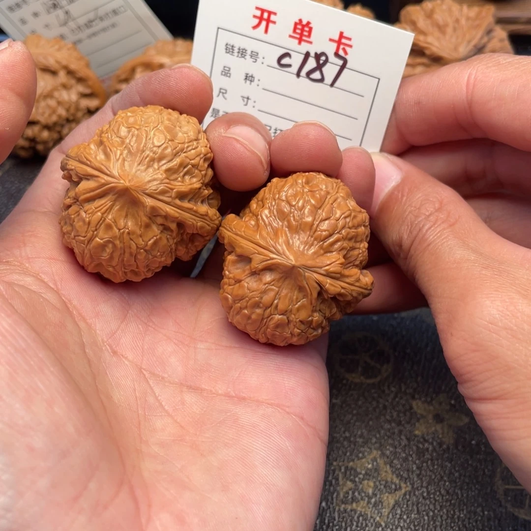 吊坠文玩核桃文玩核桃