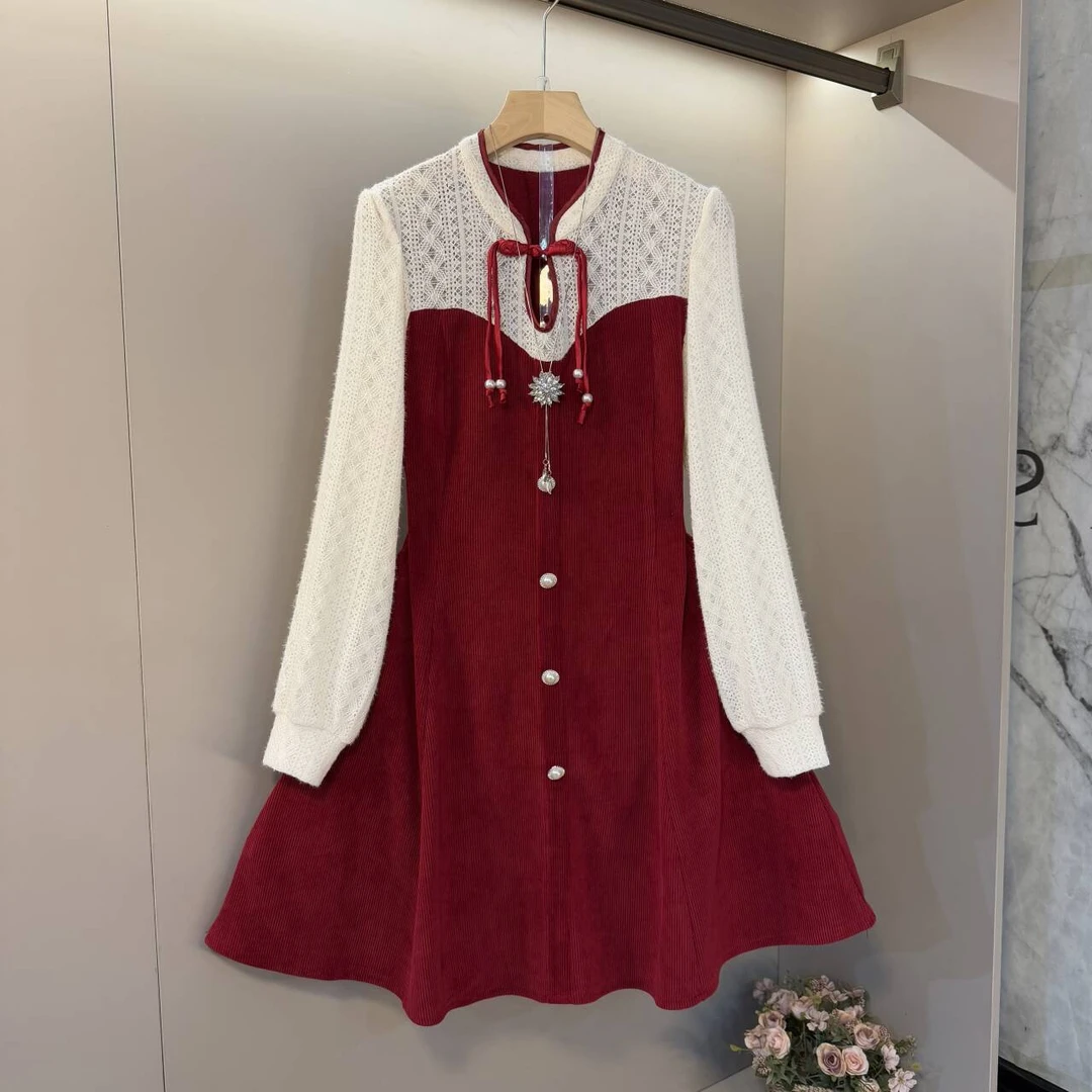 新中式盘扣蕾丝拼接镂空设计早春微胖时尚减龄显瘦连衣裙（裙长93）