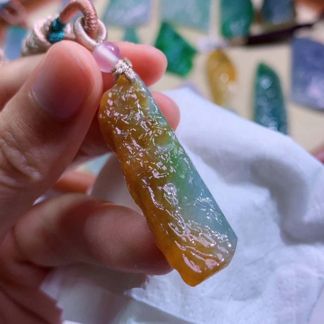 【闪购商品】翡翠未镶嵌吊坠(不含链)