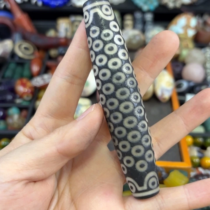 小***灯玛瑙/玉髓未镶嵌颈饰