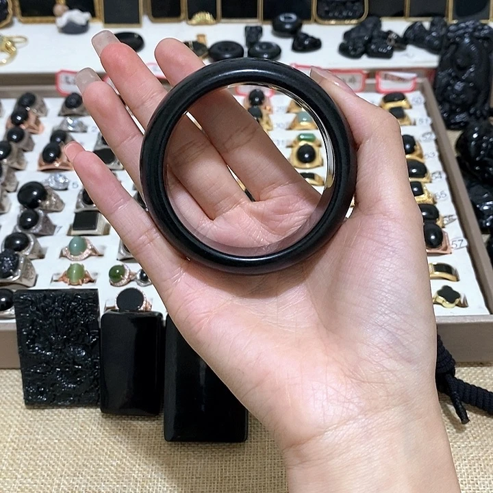 用***1和田玉未镶嵌吊坠(不含链)