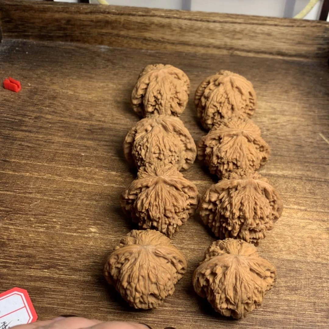 【闪购商品】文玩核桃吊坠与**话打包