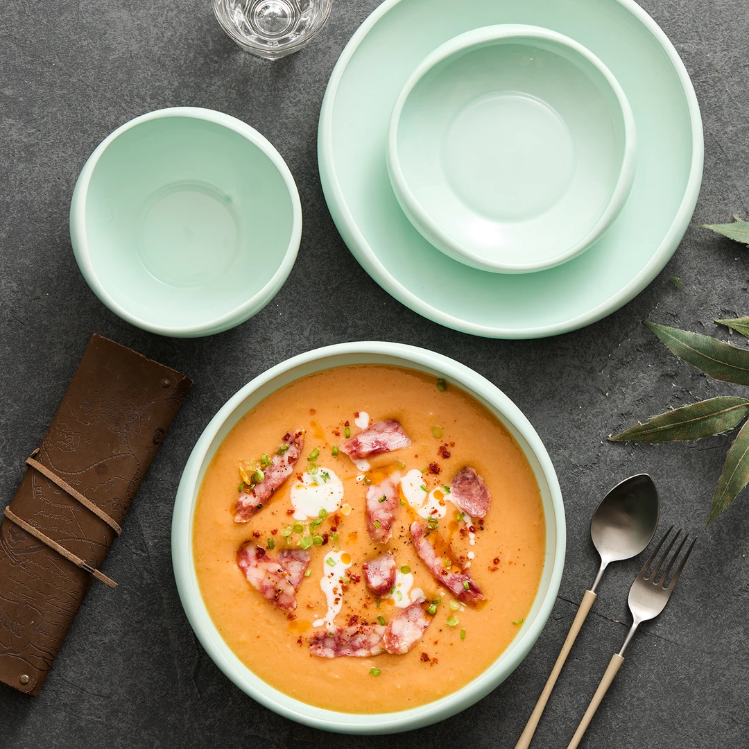 德化青瓷餐具2025新款特别好看的高级感的精致家用的陶瓷盘子餐盘