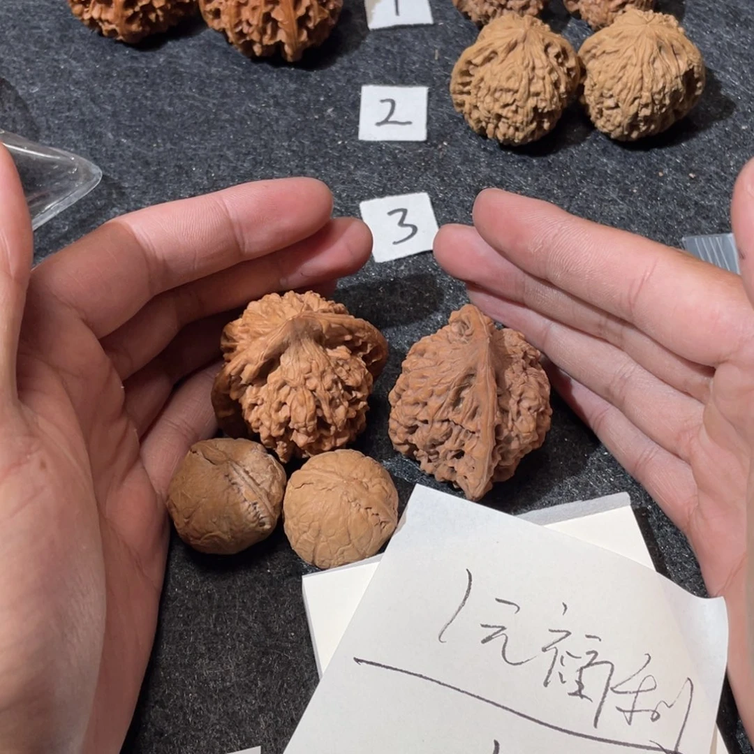 文玩核桃把件文玩核桃吊坠麻核桃一元福利