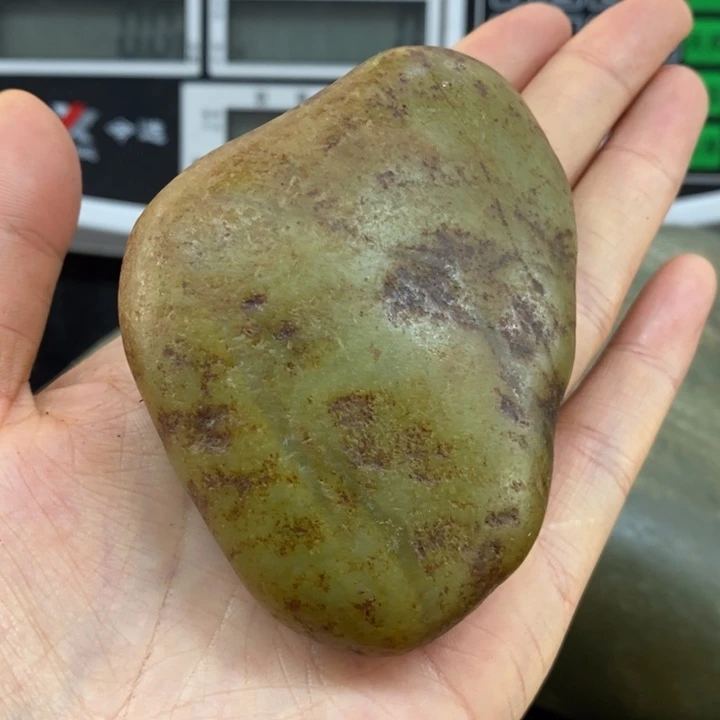 未镶嵌和田玉（糖玉）挂件