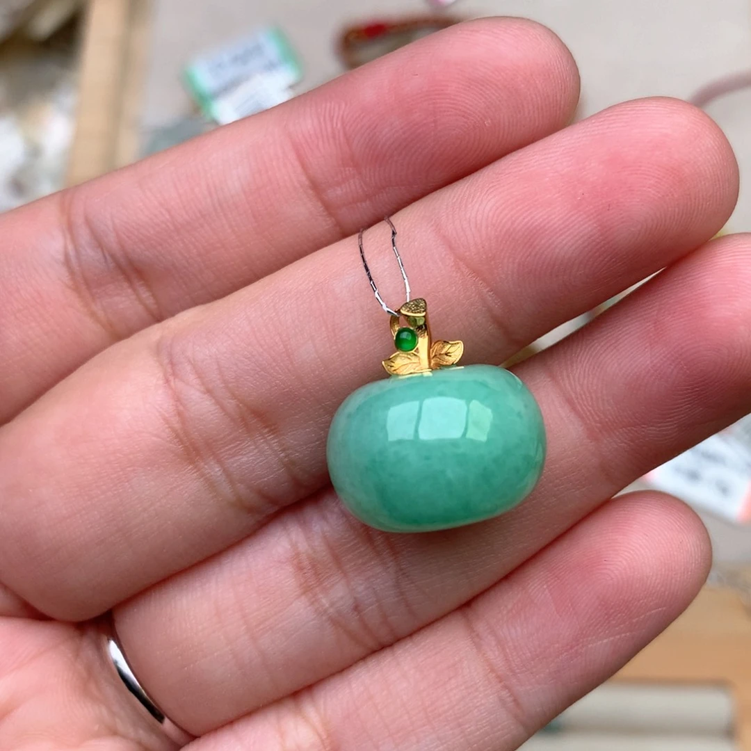 【闪购商品】18K金镶嵌挂件翡翠一