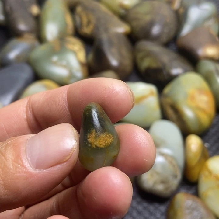许***强未镶嵌和田玉（糖玉）珠宝奇石