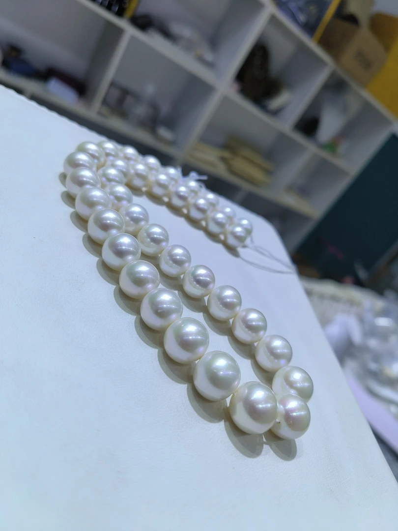 近正圆强光百搭简约送妈妈天然淡水珍珠项链白珍珠项链强光微瑕