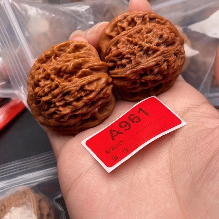 把件文玩核桃核桃