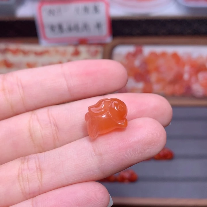 南红玛瑙未镶嵌南红飞天兔