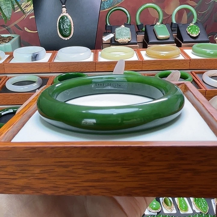 和田玉手镯58.6未镶嵌