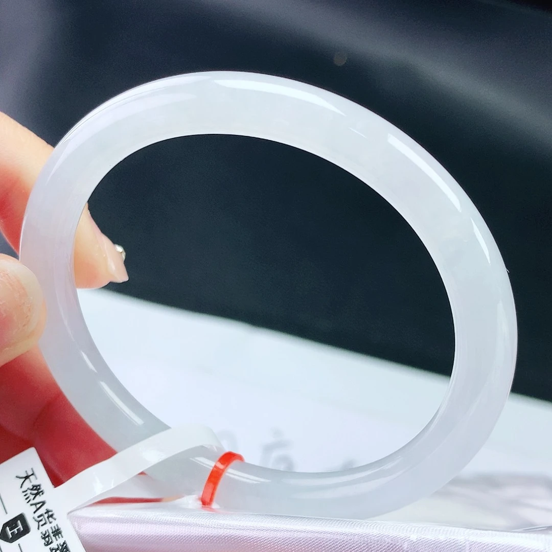 翡翠手镯未镶嵌58贵妃