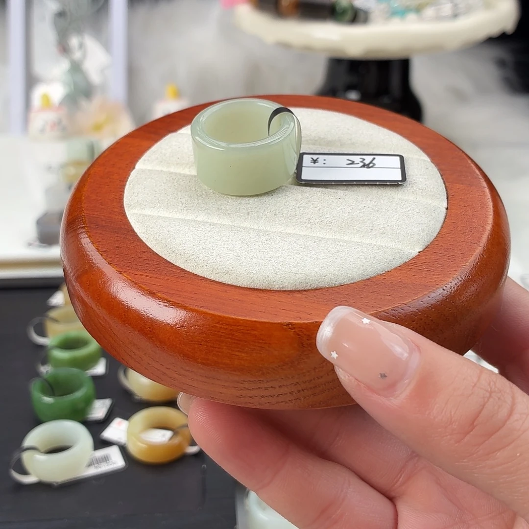 和田玉未镶嵌戒指Q92晴水圆切内径17.4