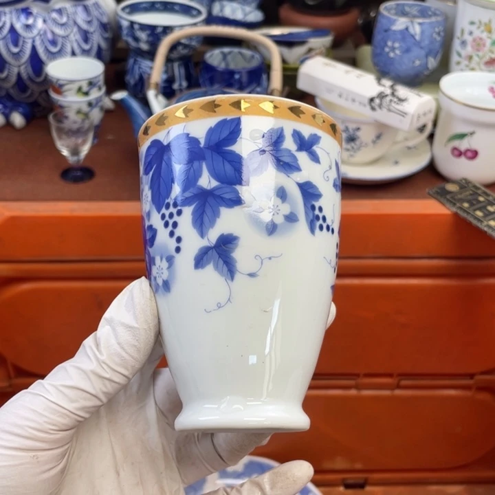 他家瓷器真美…开播了