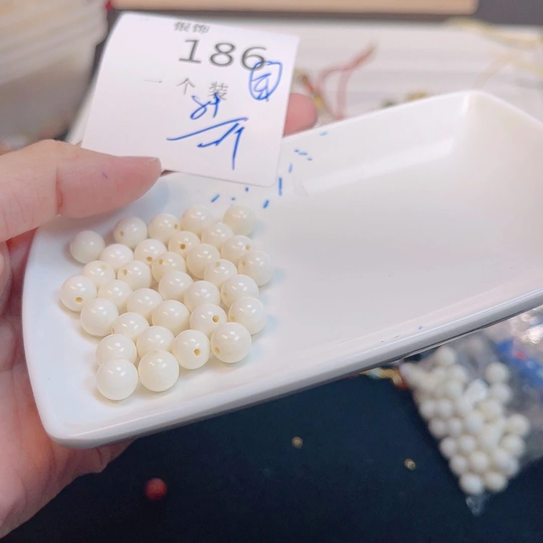 水晶珠宝半成品未镶嵌186 。
