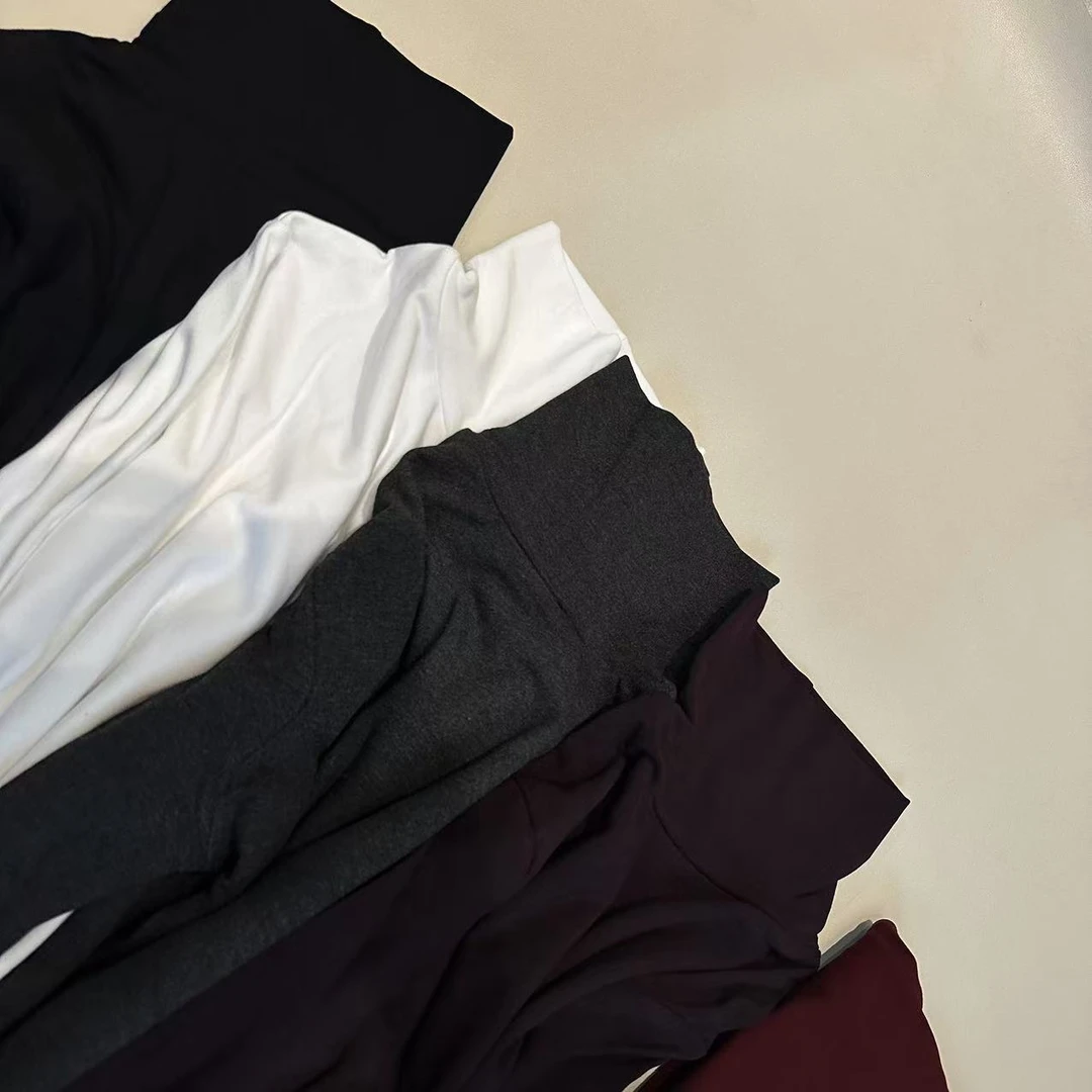 《姚家优麦汇》YH2877秋冬款高领设计感时尚百搭长袖显瘦上衣款女