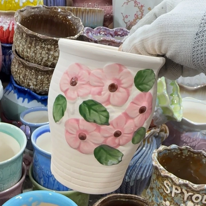 凑9块包邮，有孔，陶瓷花盆