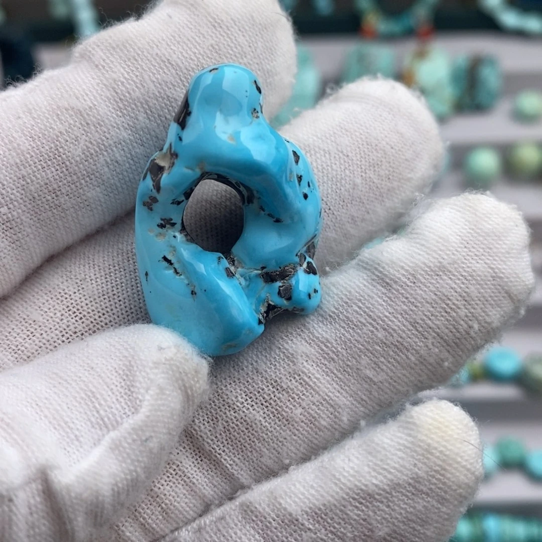 未镶嵌绿松石随型