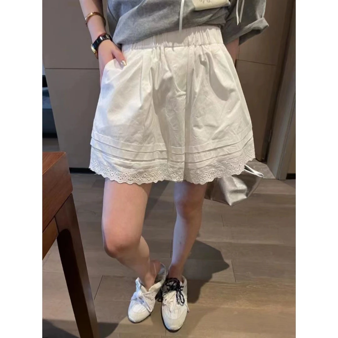 百搭白色休闲短裤2025夏季新款蕾丝钩花边拼接阔腿松紧腰女裤
