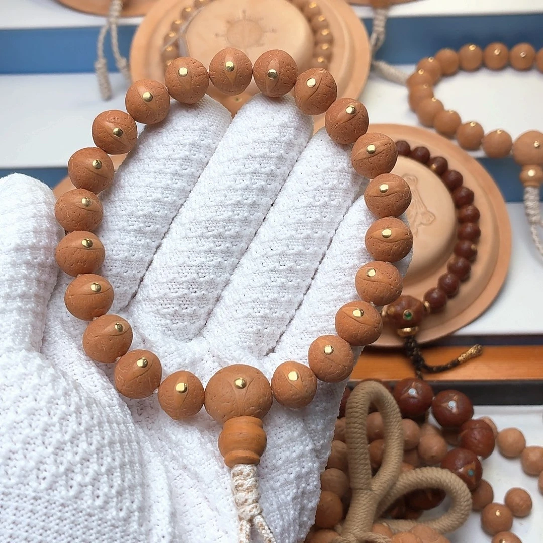 凤眼菩提手串镶嵌铜钉12一物一图