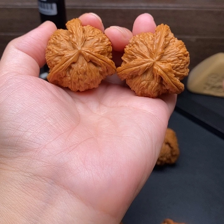 *****把件文玩核桃白奔