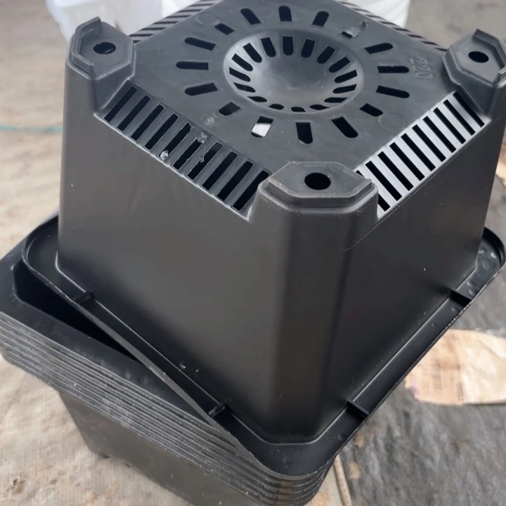 220黑方盆20公分高15公分12个