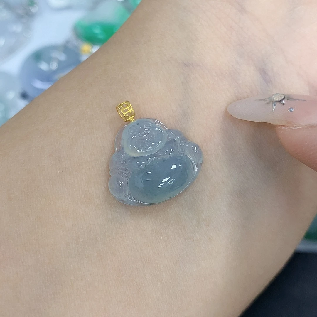 颈饰18K金镶嵌翡翠