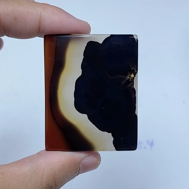 玛瑙/玉髓未镶嵌珠宝半成品