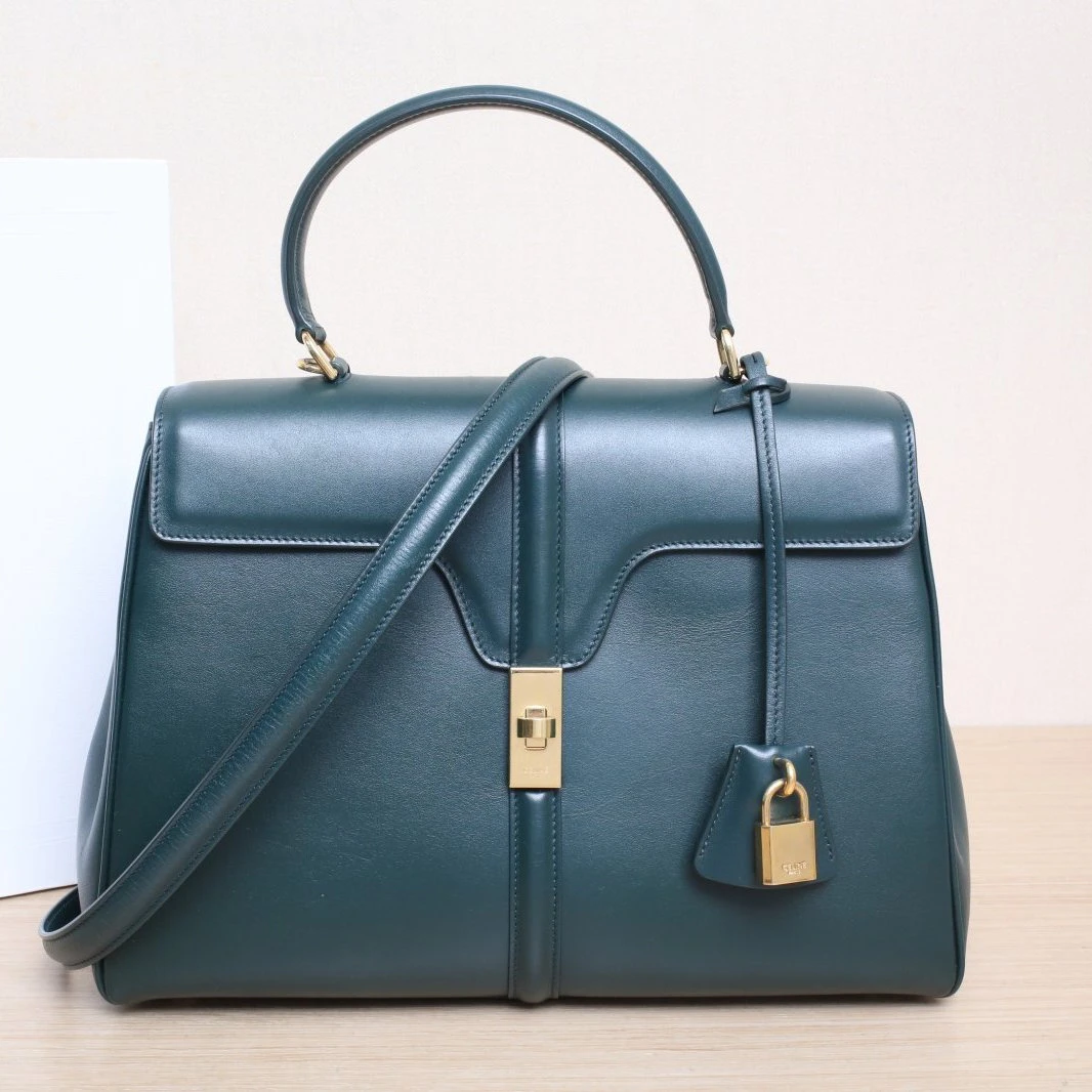 99新 Celine/思琳 小花攀攀Soft 16 中号 32 光面 绿色 皮革C 包