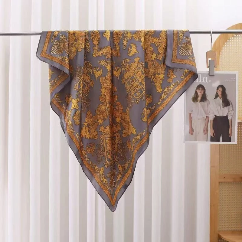 【银灰印章】90*90方巾轻奢高级款春夏必备丝巾