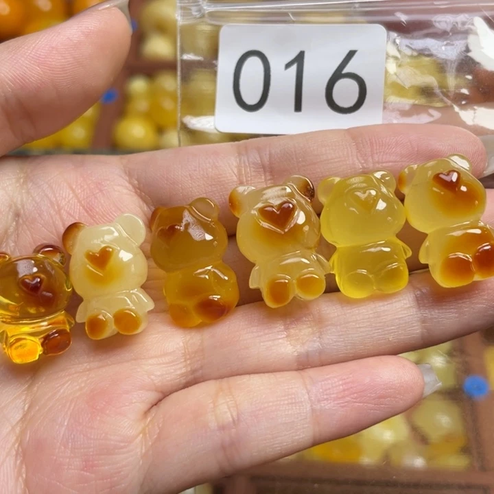 蜜蜡未镶嵌珠宝奇石满蜡俏色小熊多样性发一微微瑕