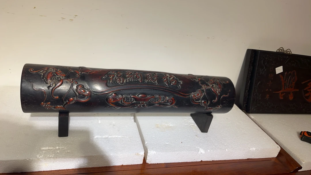 紫檀木招材纳福横材摆件68×15.5