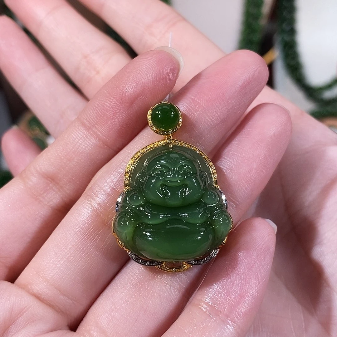 和田玉18K金镶嵌颈饰