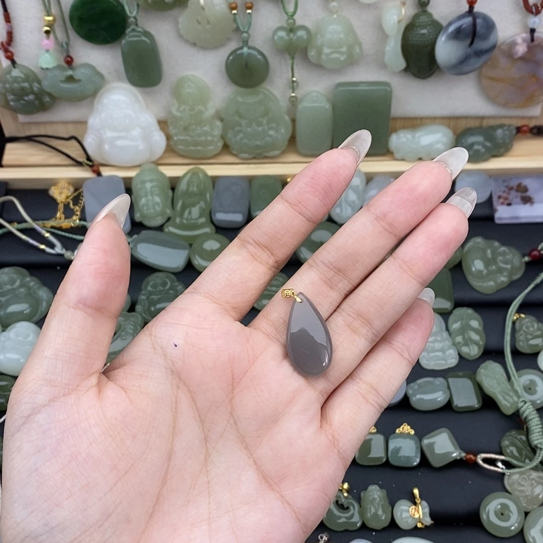 吊坠(不含链)18K金镶嵌和田玉