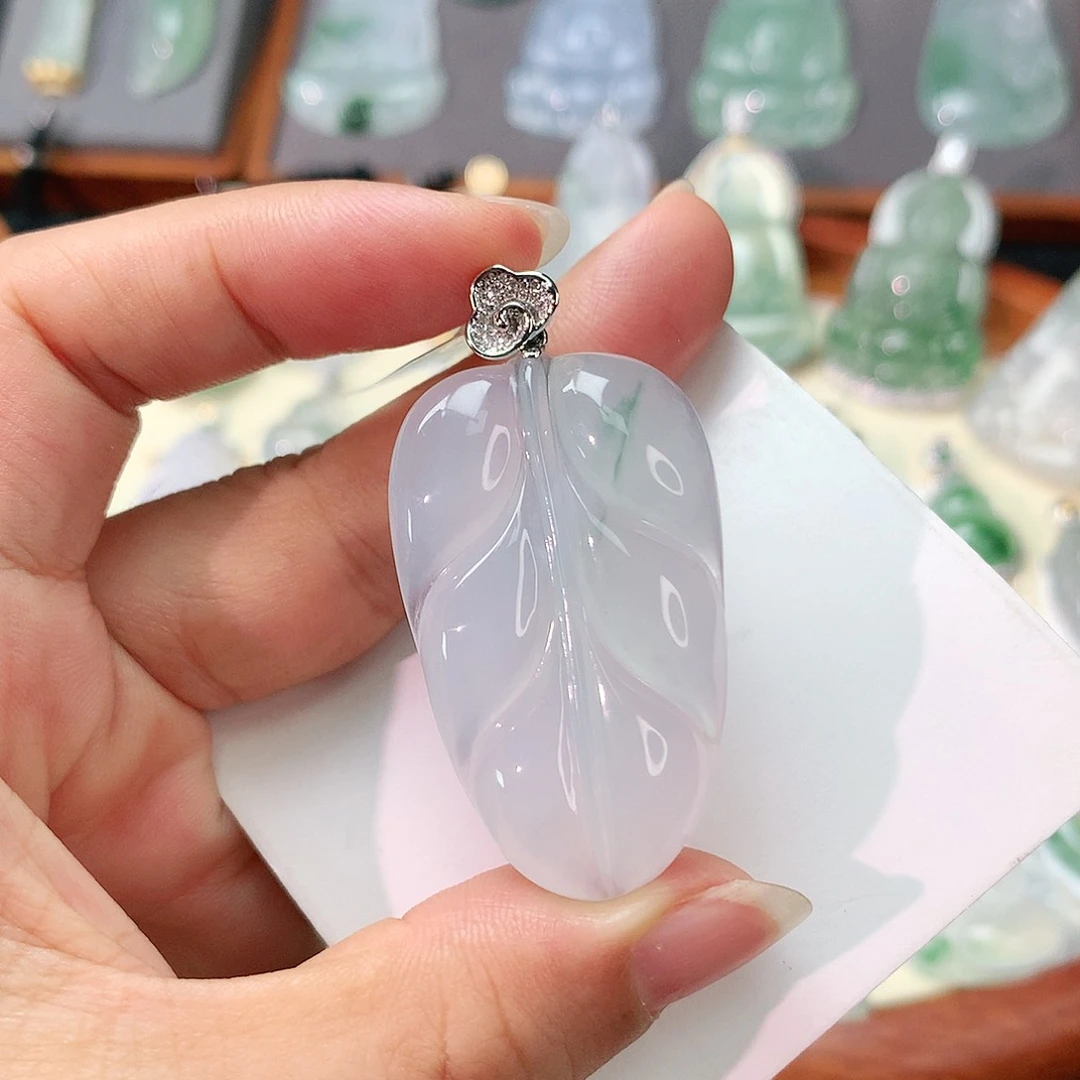 翡翠18K金镶嵌吊坠(不含链)叶子