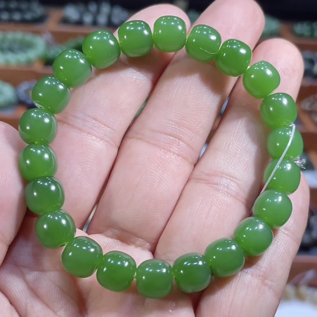 完美级！和田玉俄料碧玉艳阳绿直切手串8×9mm