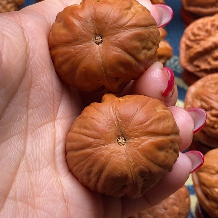 把件文玩核桃?**月精品手捻