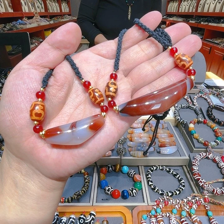 未镶嵌玛瑙/玉髓珠宝奇石