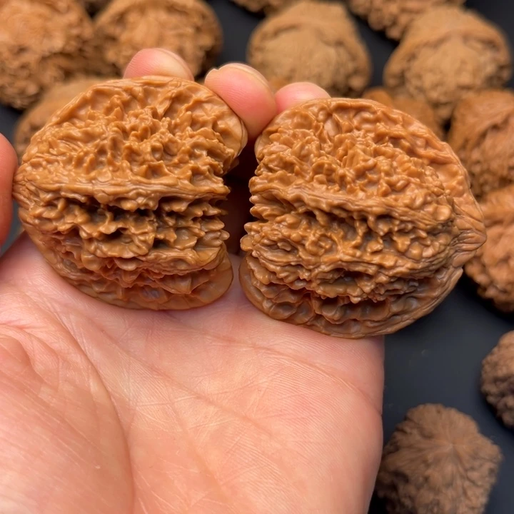 文玩核桃把件(****)满天星45