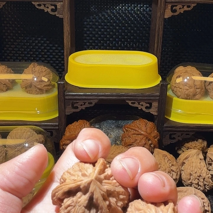 吊坠文玩核桃三棱