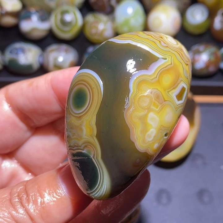 未镶嵌玛瑙/玉髓珠宝半成品37