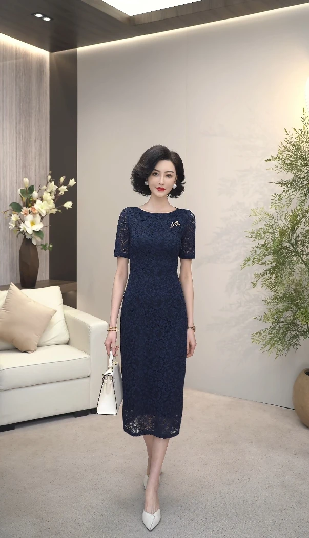2025夏季新款优雅轻奢刺绣蕾丝女装连衣裙一字领修身短袖裙WF3208