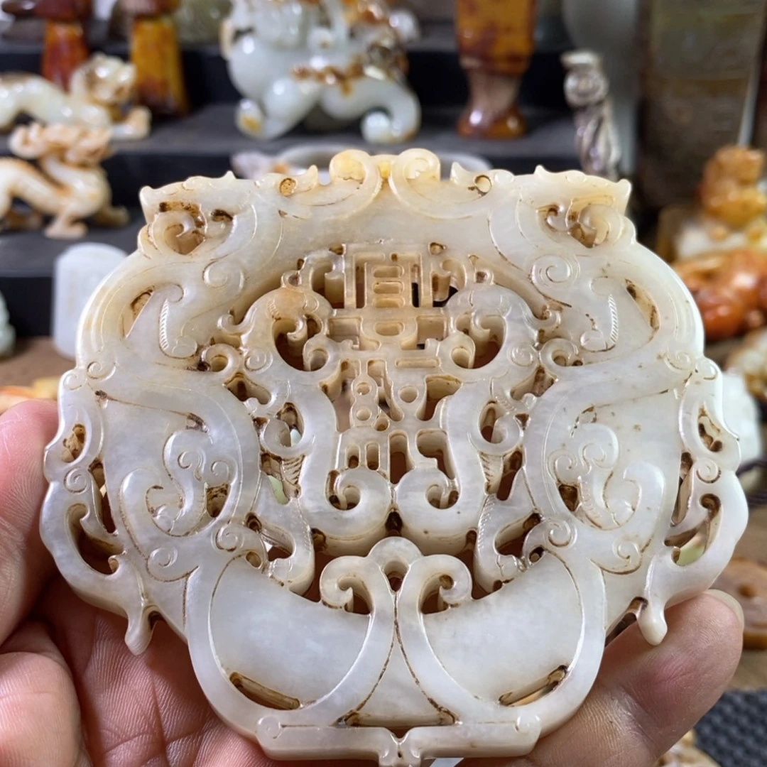 未镶嵌和田玉（糖玉）挂件