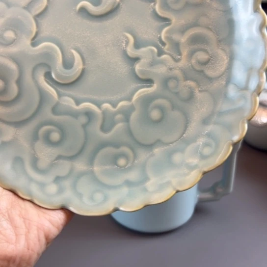 用***7仿古釉，不带礼盒，祥云