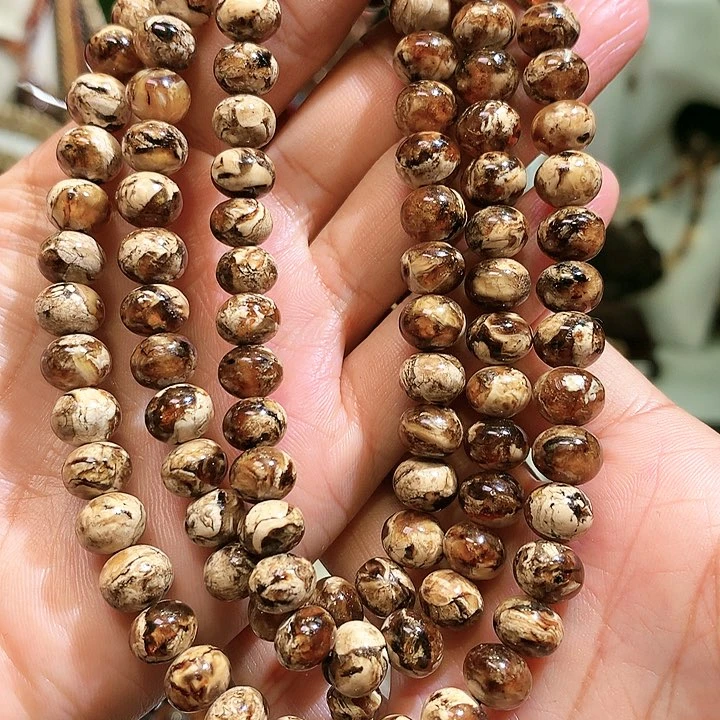 琥珀裸石未镶嵌8m溶洞花