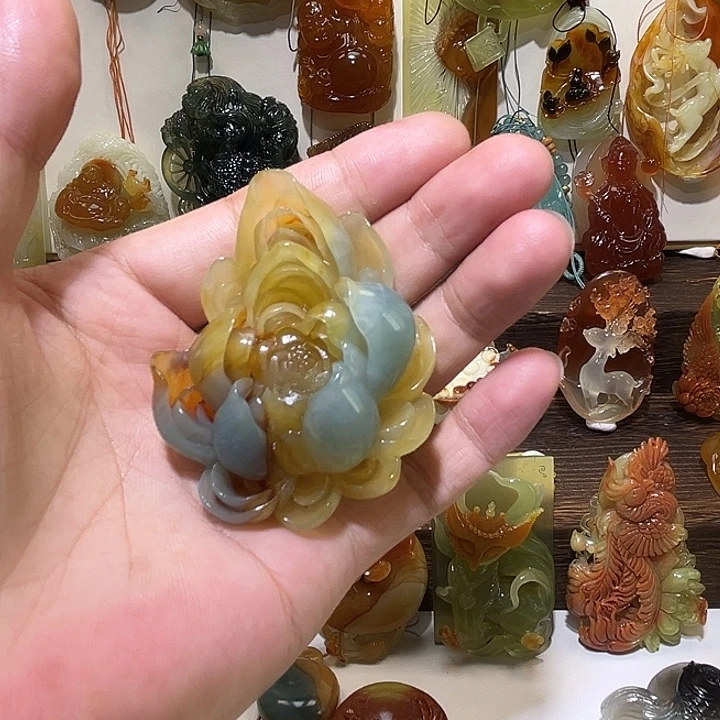 蛇纹石玉未镶嵌吊坠(不含链)