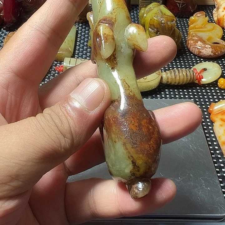 未镶嵌和田玉（糖玉）挂件