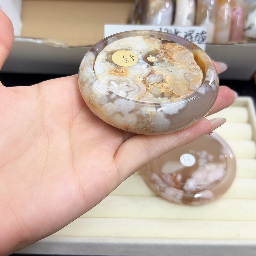 小***财手镯玛瑙/玉髓未镶嵌55
