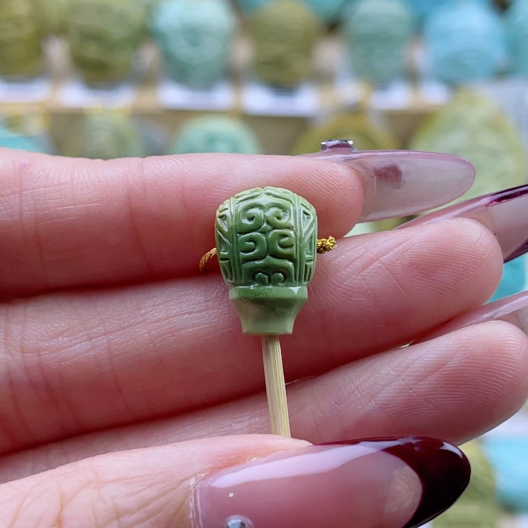 绿松石未镶嵌珠宝奇石10m