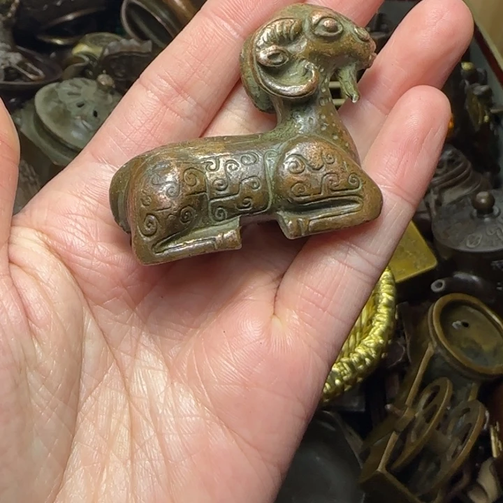 铜器把玩摆件链接